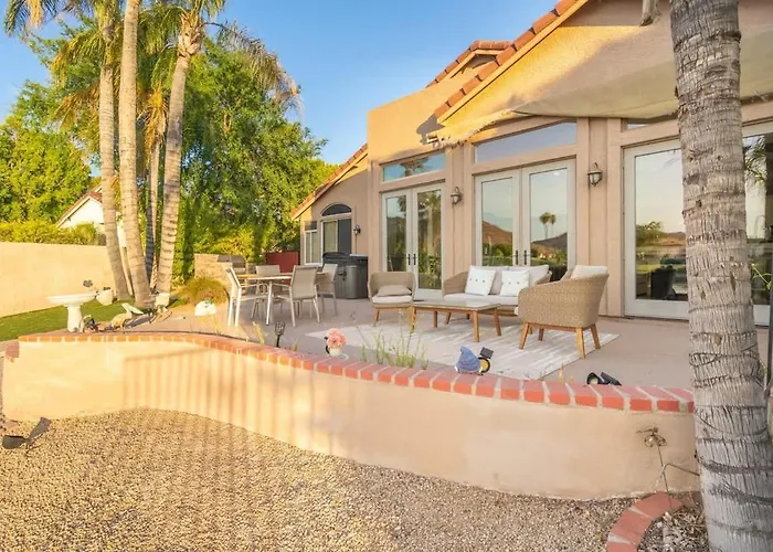 Holiday home Lakeside With Private Patio Grill Golf View Glendale